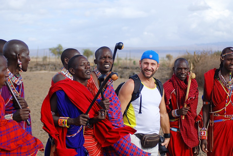 Are Kenyans friendly to tourists?