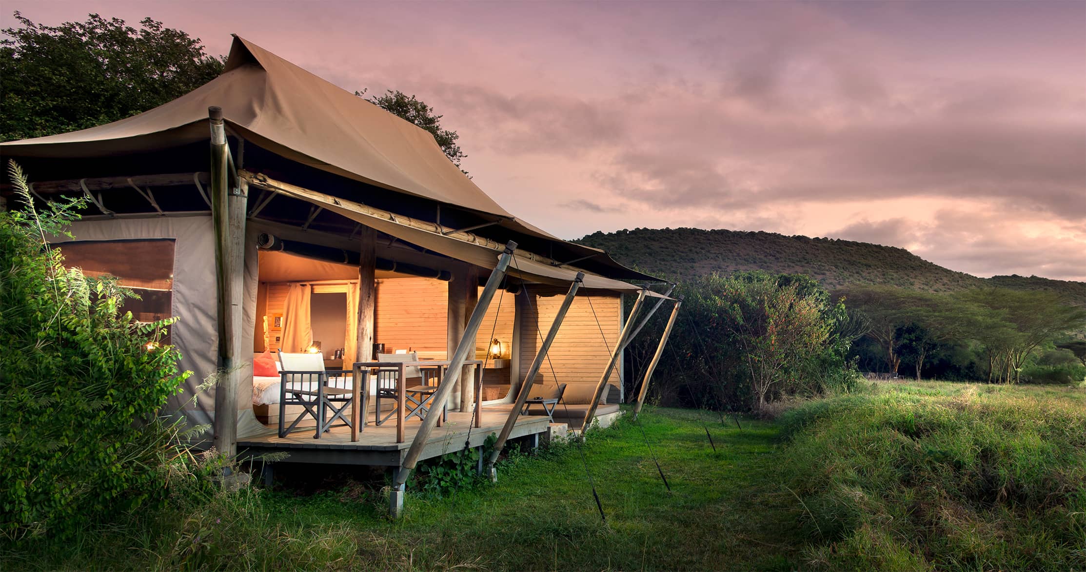Are there luxury lodges inside the park?