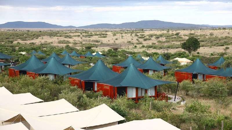 Are there luxury lodges inside the park?