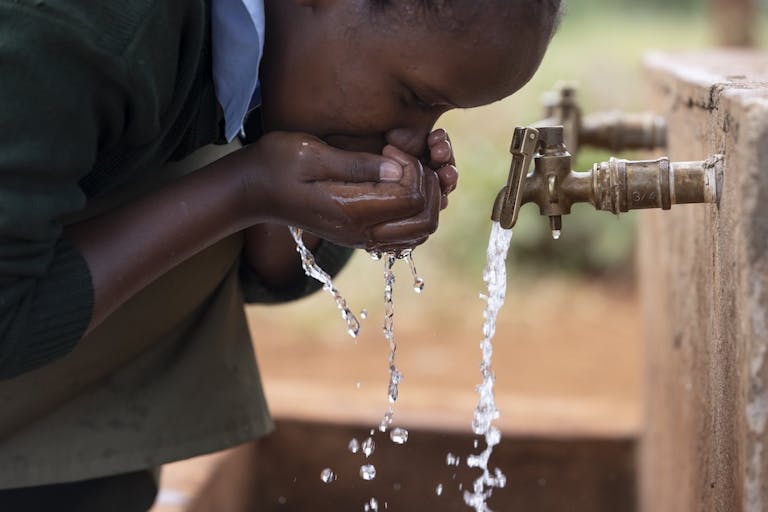 Can I drink tap water in Kenya?