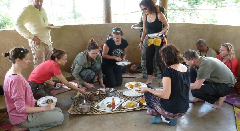 Can I experience a traditional homestay in Uganda?