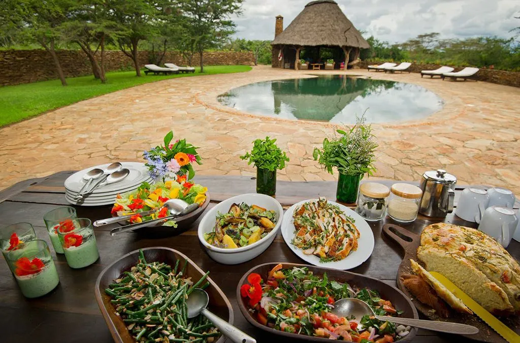 Can I find vegetarian food on safari?