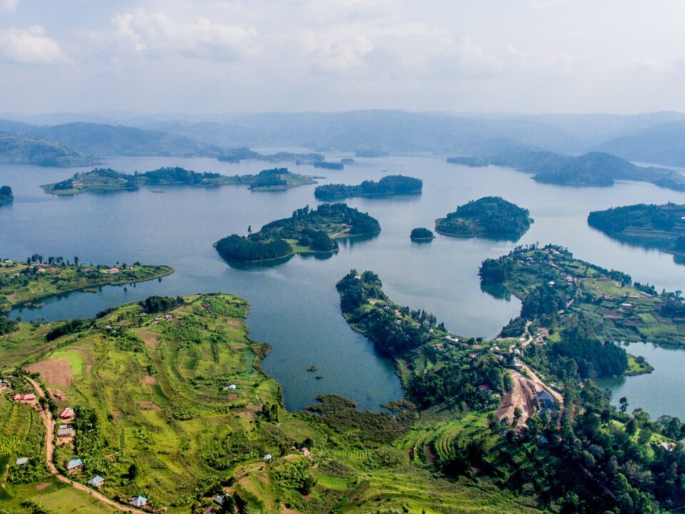 Can I visit gorillas and relax at Lake Bunyonyi afterward?