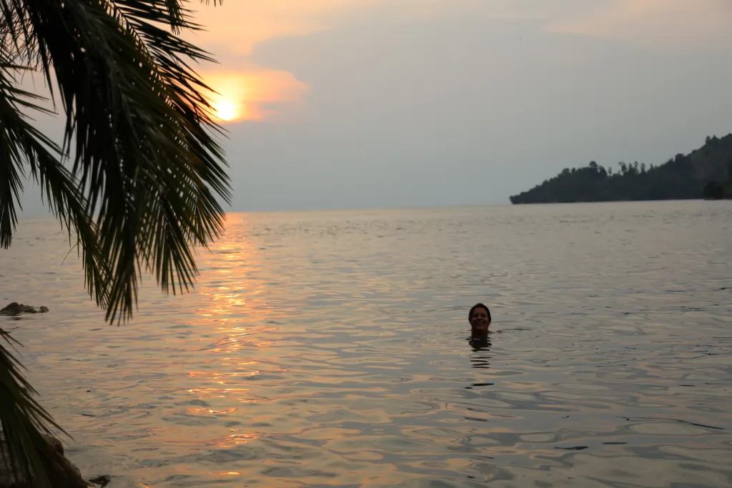 Is Lake Kivu good for swimming?