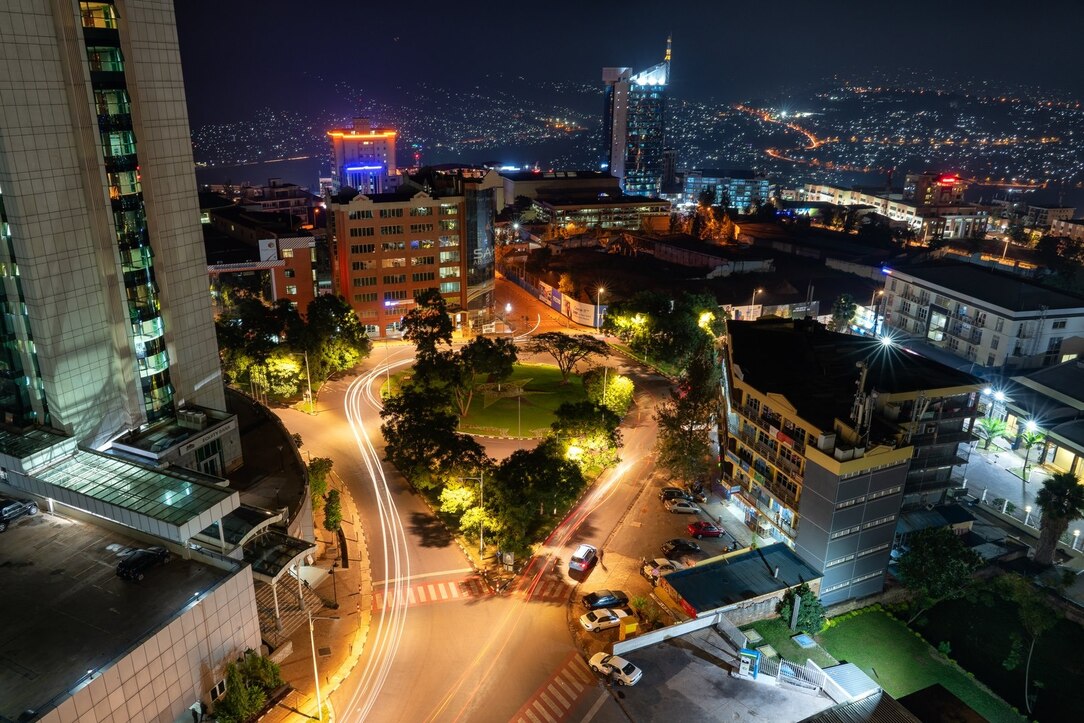 Is it safe to walk around Kigali at night?