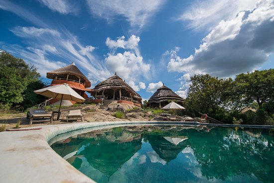 Uganda Luxury Lodges Worth Visiting