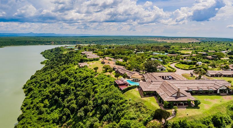 What are the best luxury lodges in Uganda?