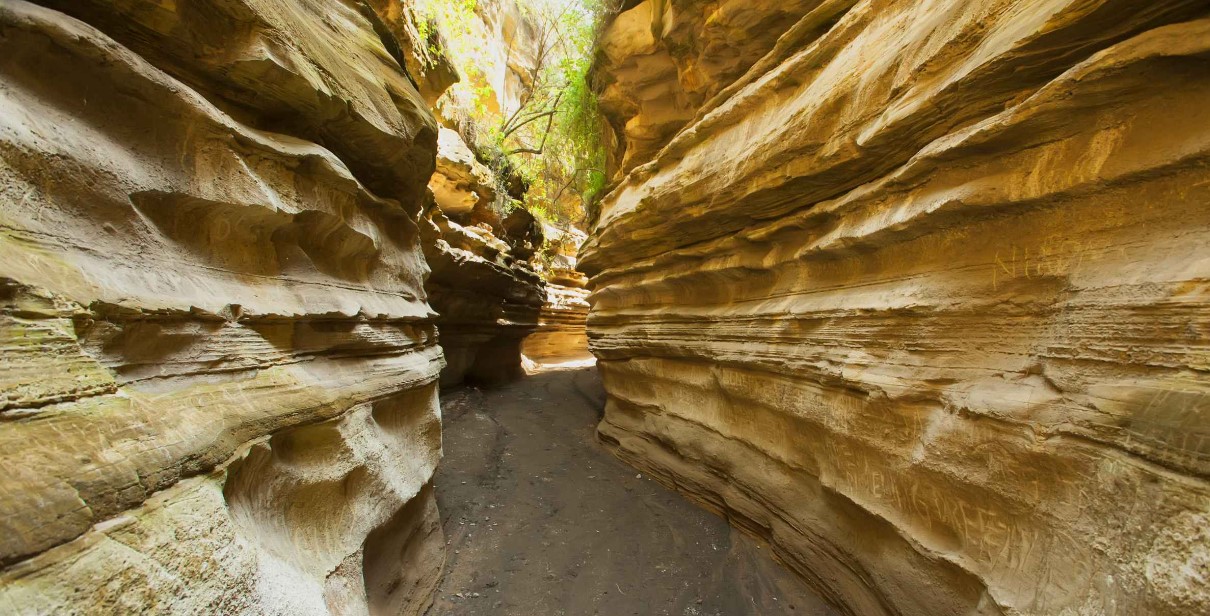 What’s special about Hell’s Gate National Park?