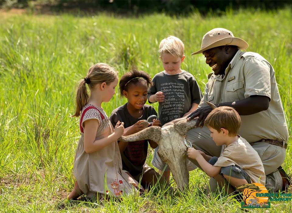 How Old Should Children Be to Go on a Safari?