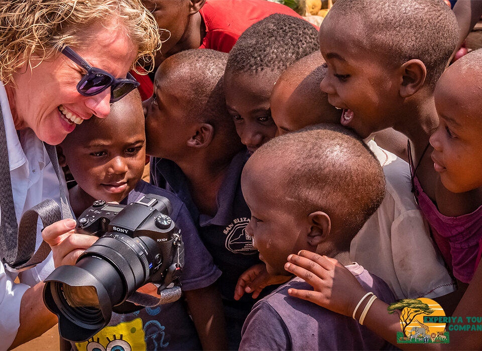 How Your Safari Can Support Local Communities