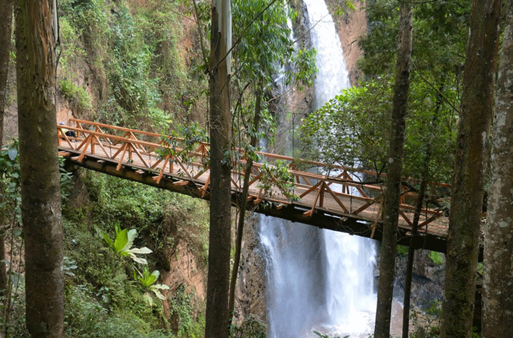 Explore the Kisiizi Waterfalls Uganda