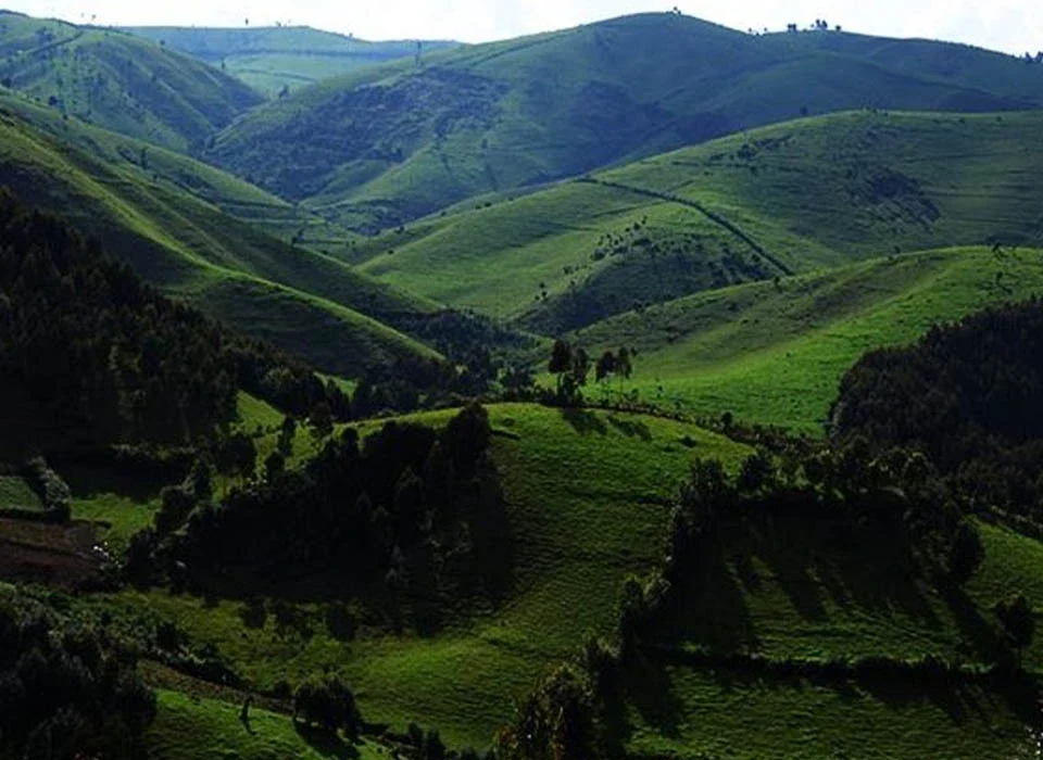 Why Is Rwanda Called the Land of a Thousand Hills?